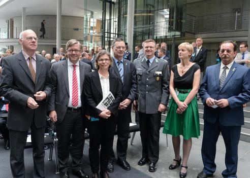 Lammert, Norbert; Bartels, Hans-Peter; Würich, Sabine; Königshaus, Hellmut; Wüstner, André; Scheffer, Ulrike; Erdel, Rainer Paul-Löbe-Haus, Innenansicht