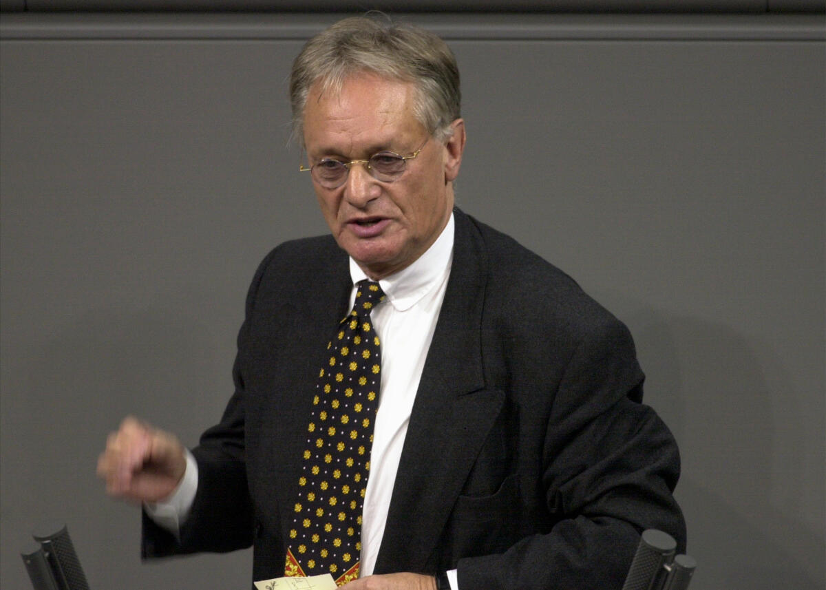 Dr. Dieter Thomae, FDP, MdB, Rede im Deutschen Bundestag, 14. Bundestagssitzung, Thema: Wirtschaft und Arbeit.; Bundestagsabgeordneter, Abgeordneter, Rednerpult, Plenum Thomae, Dieter Dr. Dieter Thomae, FDP, MdB, Rede im Deutschen Bundestag, 14. Bundestagssitzung, Thema: Wirtschaft und Arbeit.; Bundestagsabgeordneter, Abgeordneter, Rednerpult, Plenum