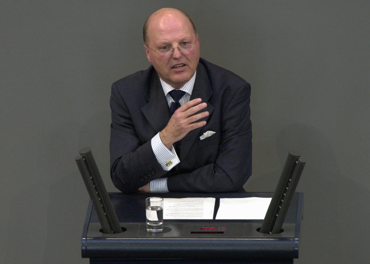Brunnhuber, Georg Georg Brunnhuber, CDU/CSU, MdB, Rede im Deutschen Bundestag, 31. Bundestagssitzung.; Bundestagsabgeordneter, Abgeordneter, Rednerpult, Plenum