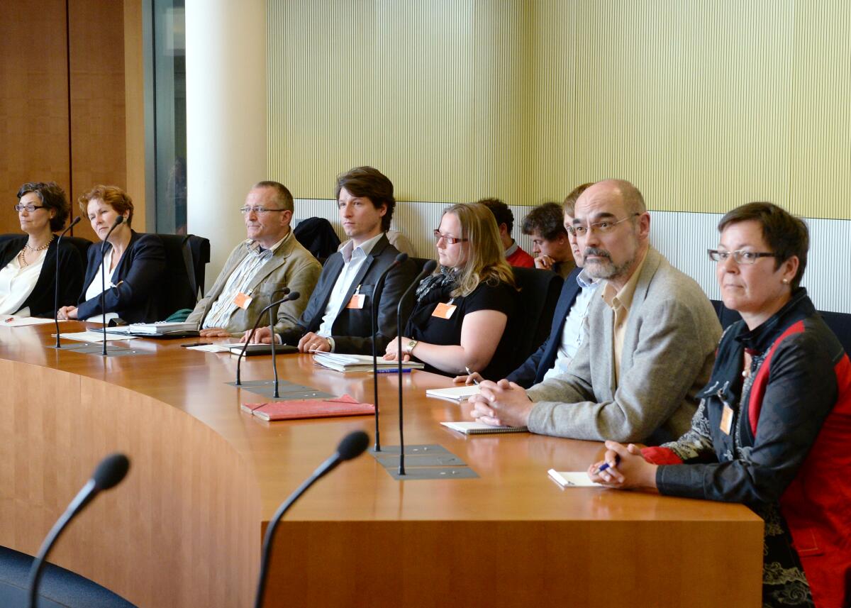  Der Unterausschuss des Deutschen Bundestages für er Unterausschuss des Deutschen Bundestages für Zivile Krisenprävention, Konfliktbearbeitung und vernetztes Handeln hat unter der Leitung der Vorsitzenden Dr. Franziska Brantner,  Bündnis 90/Die Grünen, eine Ausschusssitzung.; Übersicht.