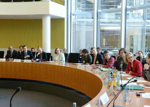 Brantner, Franziska Paul-Löbe-Haus, Sitzungssaal