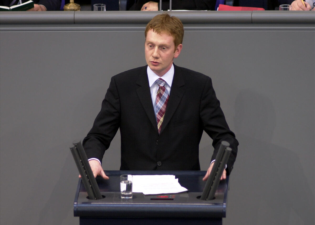 Kretschmer, Michael Michael Kretschmer, CDU/CSU,  MdB, Rede im Deutschen Budnestag, 37. Bundestagssitzung.; Bundestagsabgeordneter, Abgeordneter, Rednerpult, Plenum