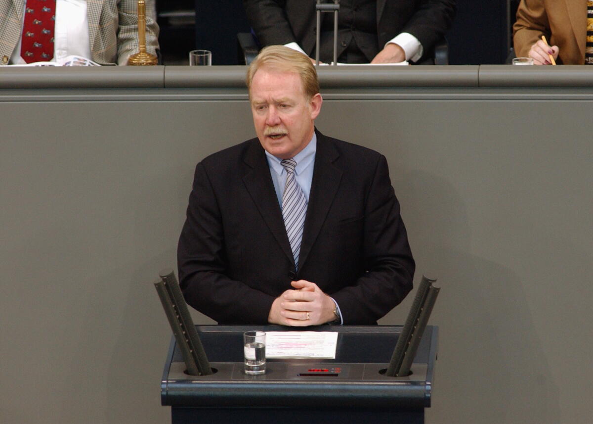 Michelbach, Hans Hans Michelbach, MdB, CDU/CSU, MdB, Rede im Deutschen Bundestag, 33. Sitzung, Haushaltsdebatte.; Bundestagsabgeordneter, Abgeordneter, Rednerpult, Plenum