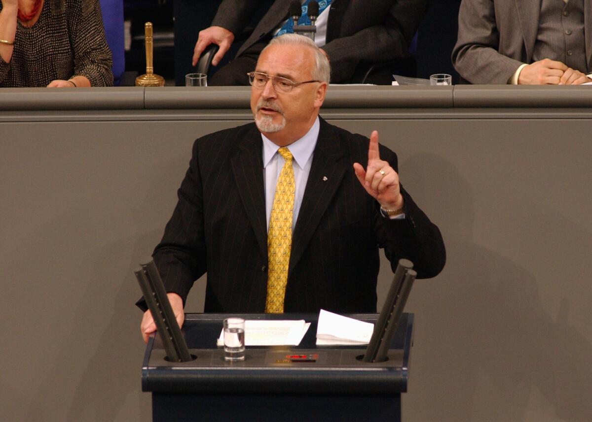 Zöller, Wolfgang Wolfgang Zöller, CDU/CSU, MdB, Rede im Deutschen Bundestag.; Bundestagsabgeordneter, Abgeordneter, Rednerpult, Plenum