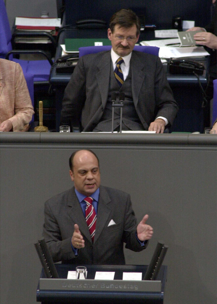 Hartmann, Michael; Solms, Hermann Otto Michael Hartmann, Abgeordneter, SPD, Rede im Deutschen Bundestag, 86.Sitzung, Vorsitz: Bundestagsvizepräsident Dr. Hermann Otto Solms, FDP