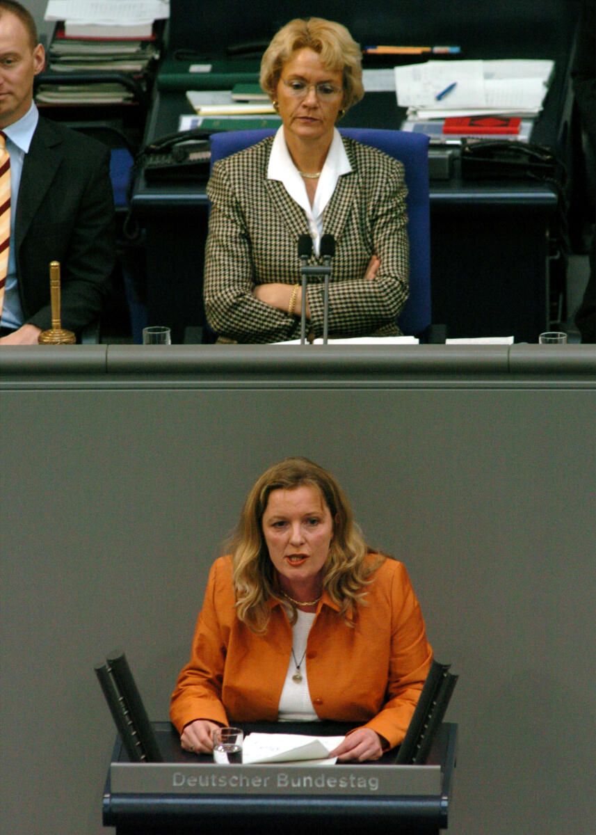 Scheel, Christine; Kastner, Susanne Rede, Christine Scheel, Bündnis 90/Die Grünen, Vorsitz: Bundestagsvizepräsidentin; Dr. h. c. Susanne Kastner, SPD.; Deutscher Bundestag, 91. Sitzung, TOP 4, Thema: Steuerpolitik, Plenum, Abgeordnete