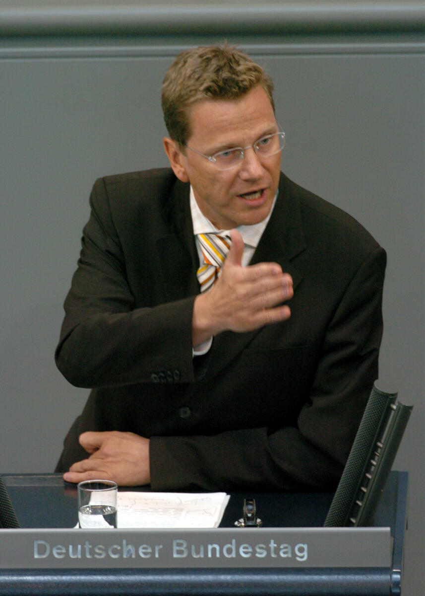 Guido Westerwelle, MdB, FDP, Rede, Deutscher Bundestag, 122. Sitzung, Epl 04, Thema: Haushalt, Bundeskanzleramt, Redner 3 Westerwelle, Guido Guido Westerwelle, MdB, FDP, Rede, Deutscher Bundestag, 122. Sitzung, Epl 04, Thema: Haushalt, Bundeskanzleramt, Redner 3