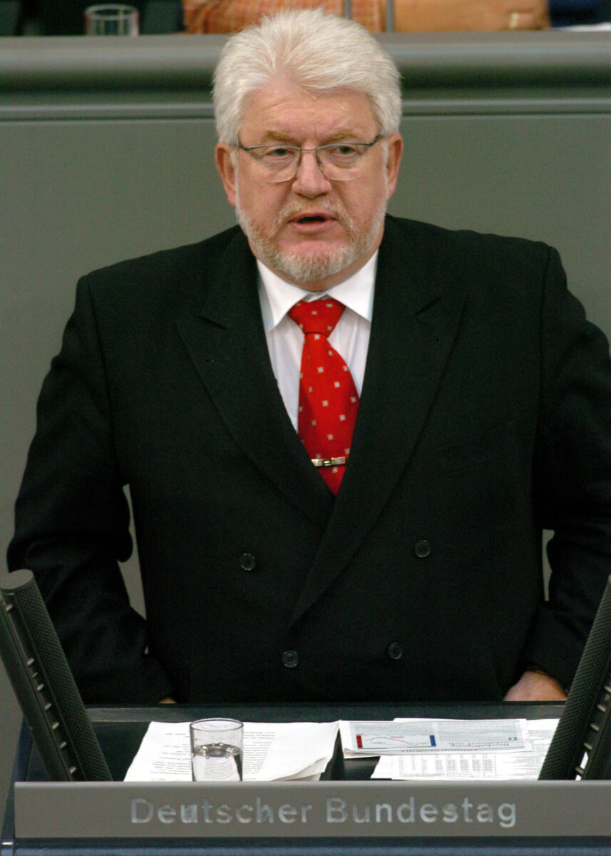 Andres, Gerd Gerd Andres, PSts., MdB, SPD, Rede, Deutscher Bundestag, 126. Sitzung, TOP 4, Thema: Arbeitsmarktstatistik, Redner 6