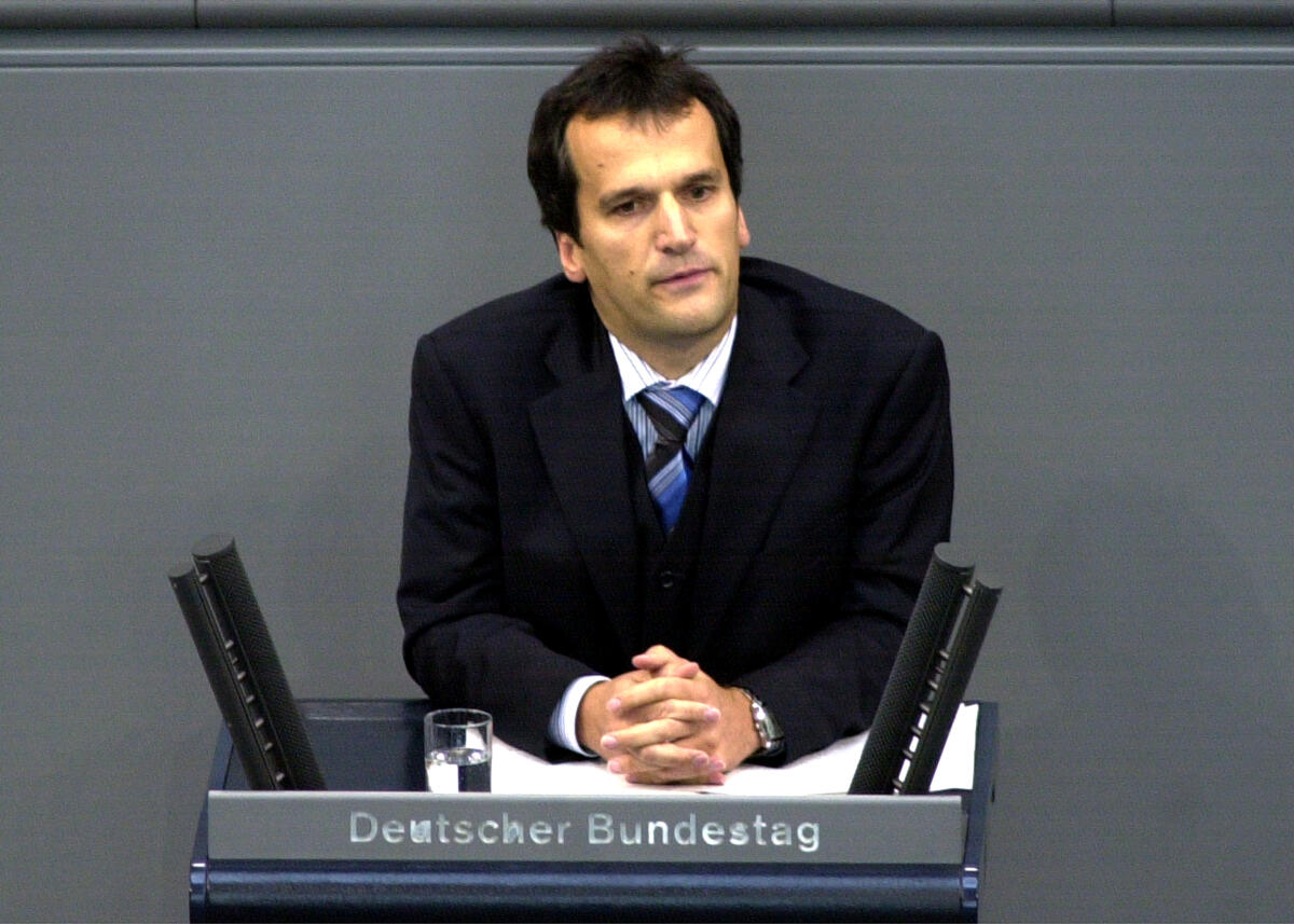 Michael Hennrich, MdB, CDU/CSU, Rede im Deutschen Bundestag Hennrich, Michael Michael Hennrich, MdB, CDU/CSU, Rede im Deutschen Bundestag