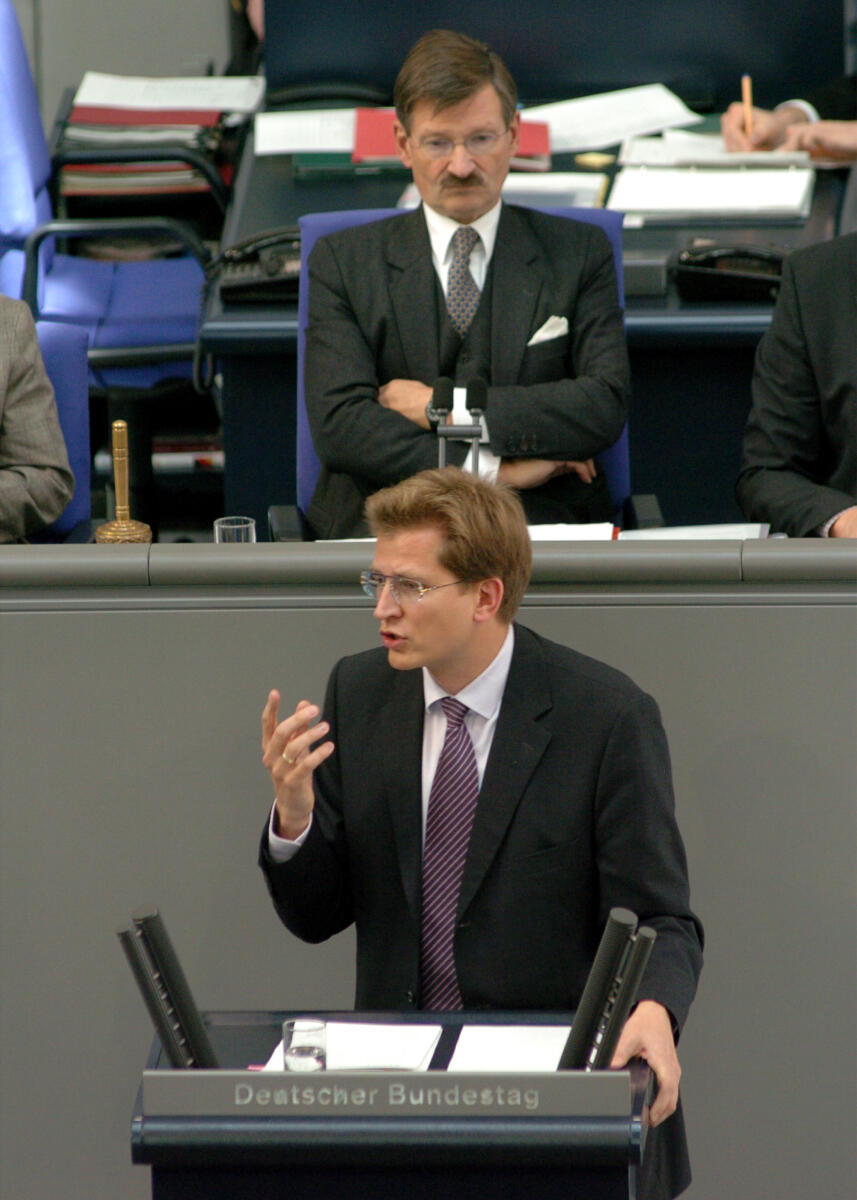 Brauksiepe, Ralf; Solms, Hermann Otto Ralf Brauksiepe, MdB, CDU/CSU, Rede im Deutschen Bundestag, Vorsitz: Bundestagsvizepräsident Dr. Hermann Otto Solms, FDP