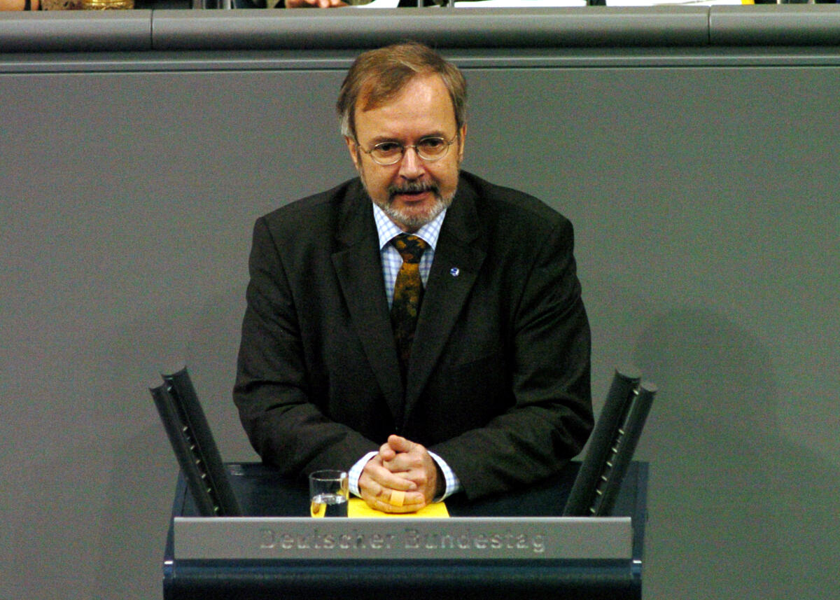 Hoyer, Werner Werner Hoyer, MdB, FDP, Rede im Deutschen Bundestag; Abgeordneter