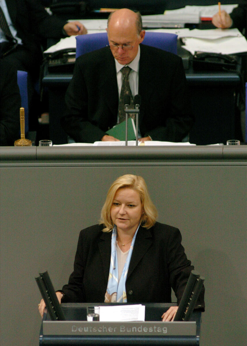 Lammert, Norbert; Piltz, Gisela Gisela Piltz, MdB, FDP, Rede im Deutschen Bundestag, Vorsitz: Bundestagsvizepräsident Dr. Norbert Lammert, CDU/CSU.