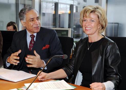 Banerji, Arup; Wöhrl, Dagmar G. Paul-Löbe-Haus, Sitzungssaal