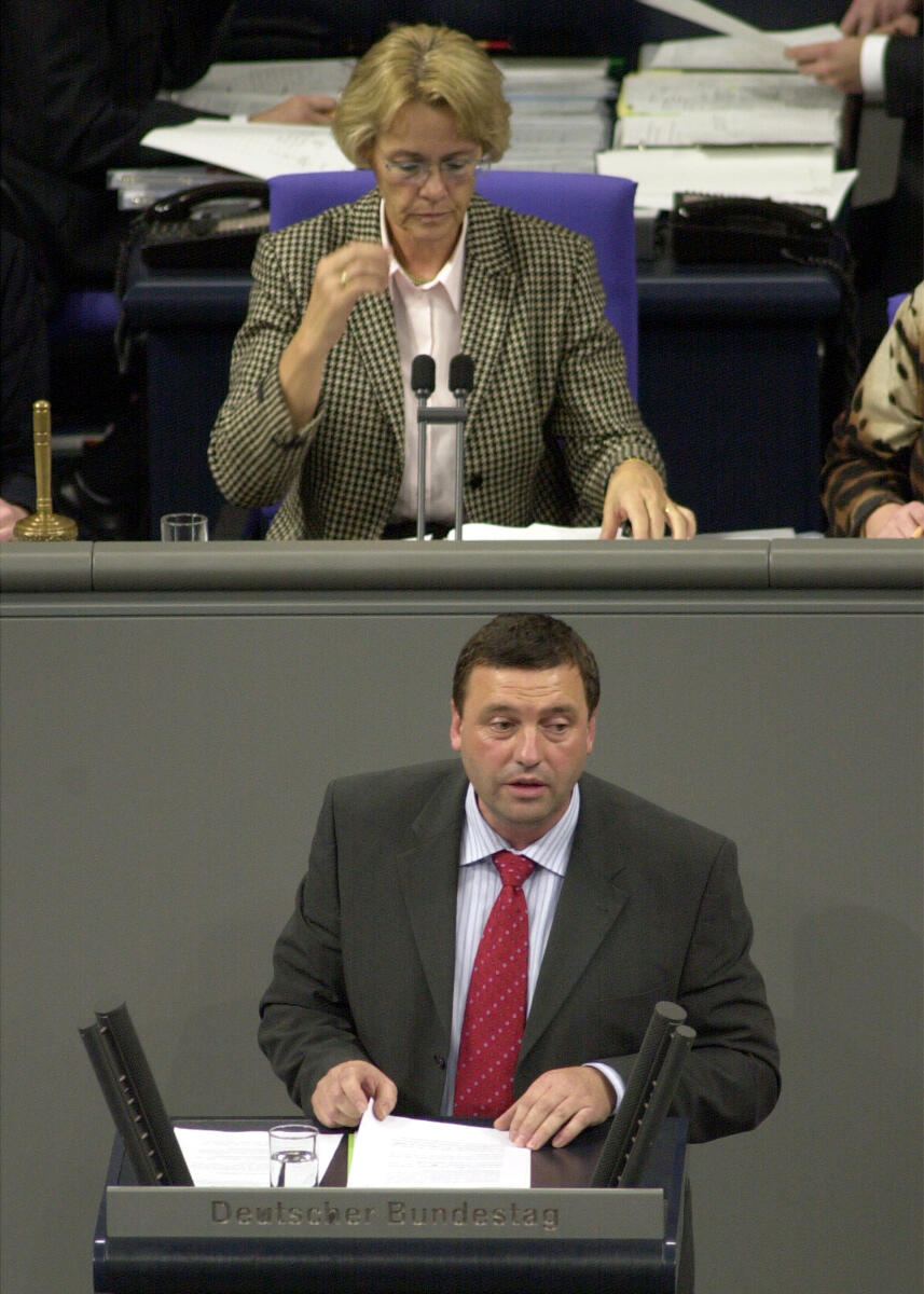 Kastner, Susanne; Vogel, Volkmar Volkmar Uwe Vogel, MdB, CDU/CSU, Rede, Deutscher Bundestag, Vorsitz: Bundestagsvizepräsidentin Dr. h. c. Susanne Kastner, SPD.; MdB, Abgeordneter, Redner
