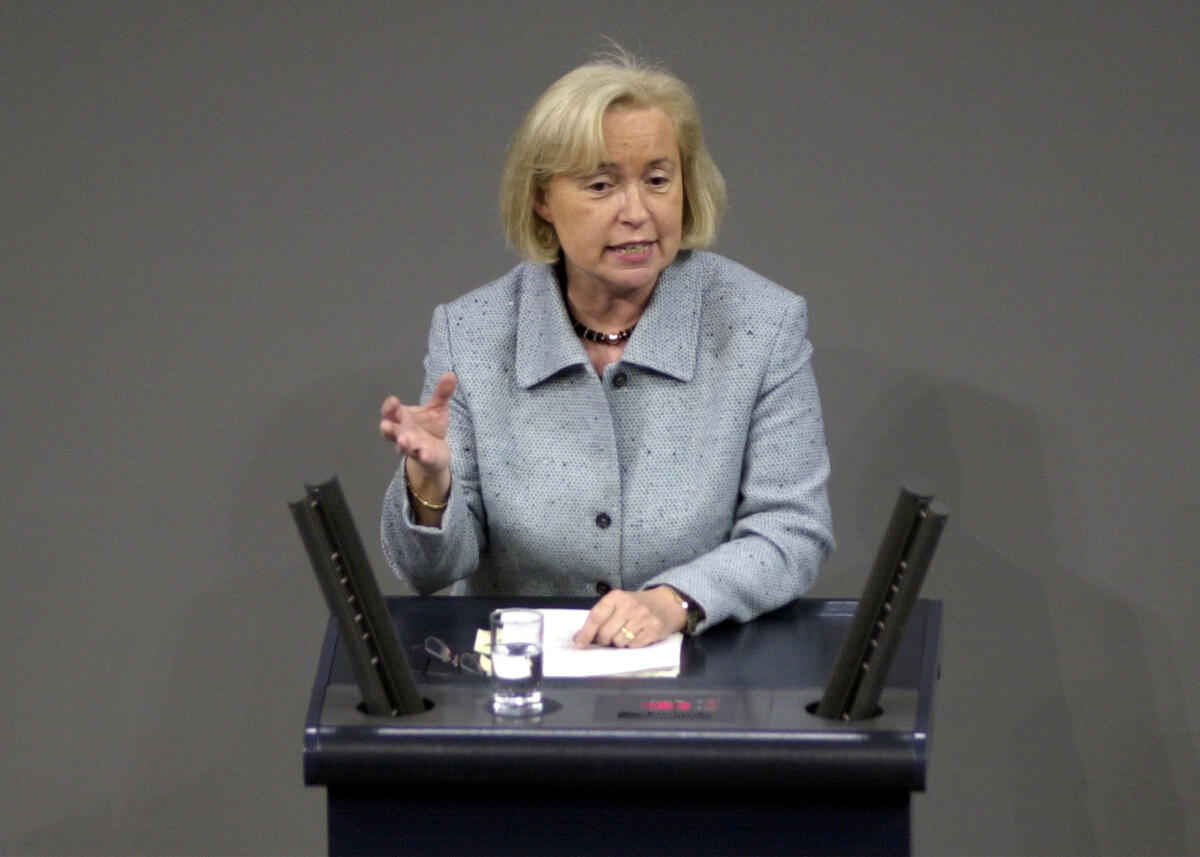 Rede Dr. Maria Böhmer, CDU/CSU, MdB.; Thema: Haushaltsdebatte, Bildung und Forschung.; 12. Bundestagssitzung Böhmer, Maria Rede Dr. Maria Böhmer, CDU/CSU, MdB.; Thema: Haushaltsdebatte, Bildung und Forschung.; 12. Bundestagssitzung