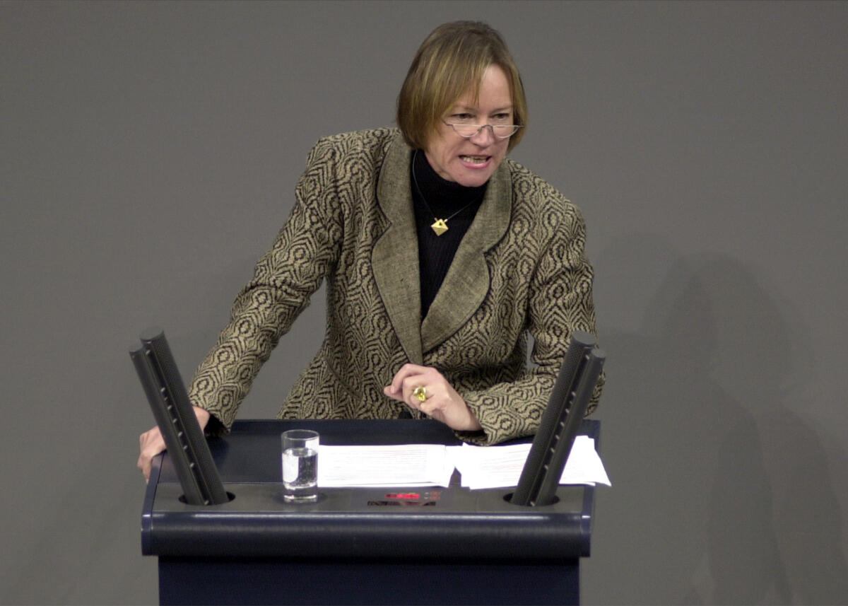 Rede Irmingard Schewe-Gerigk, Bündnis90/Die Grünen, 12. Sitzung des Deutschen Bundestag Schewe-Gerigk, Irmingard Rede Irmingard Schewe-Gerigk, Bündnis90/Die Grünen, 12. Sitzung des Deutschen Bundestag