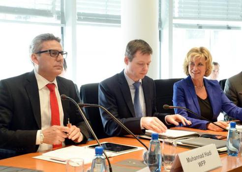 Wöhrl, Dagmar G.; Hadi, Muhannad; Silberhorn, Thomas Paul-Löbe-Haus, Sitzungssaal