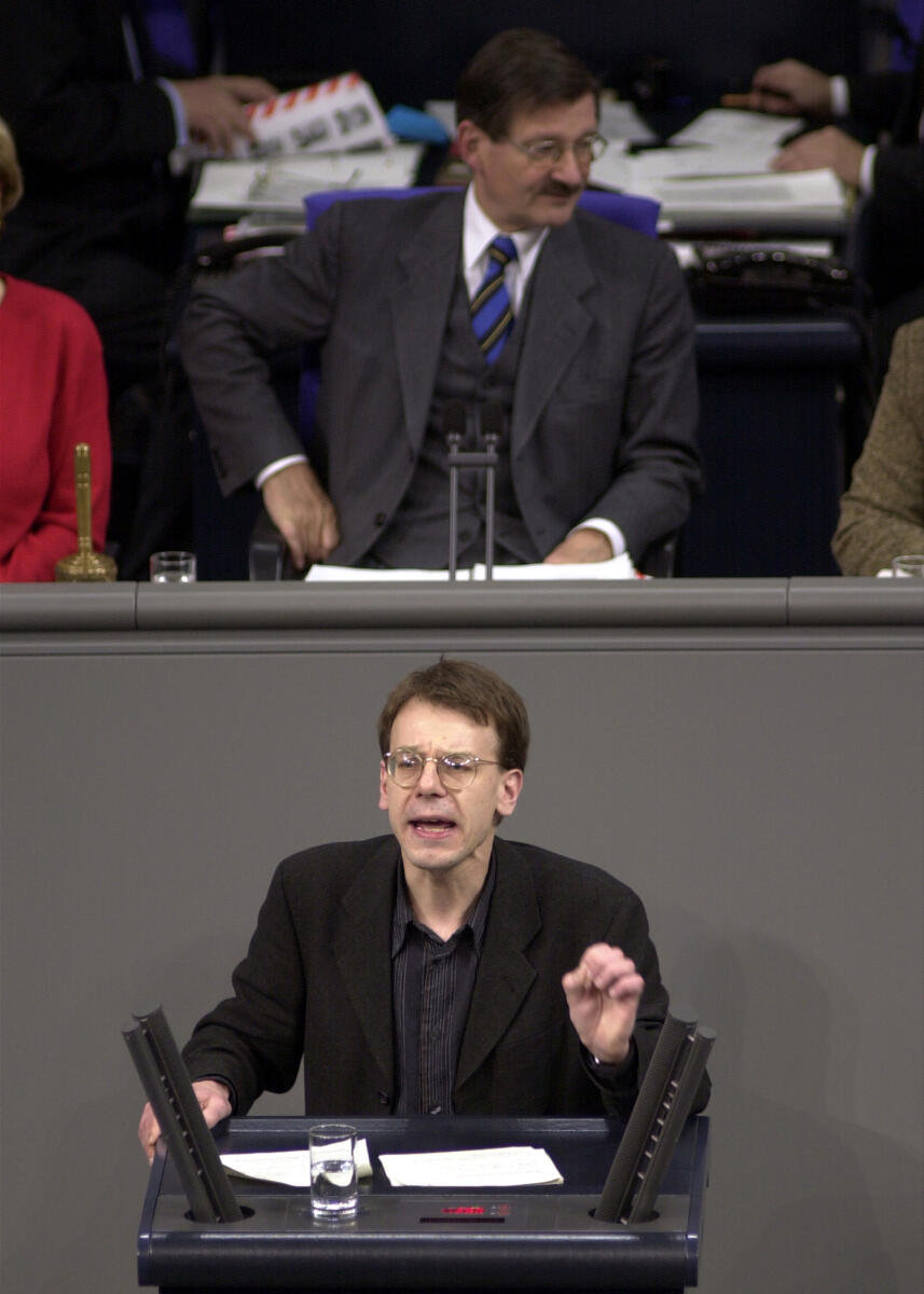 Markus Kurth, Bündnis90/Die Grünen, Bundestagsvizepräsident Dr. Hermann Otto Solms, FDP,14. Bundestagssitzung, Deutscher Bundestag; Plenum, MdB, Bundestagsabgeordneter, Rede, Rednerpult Kurth, Markus; Solms, Hermann Otto Markus Kurth, Bündnis90/Die Grünen, Bundestagsvizepräsident Dr. Hermann Otto Solms, FDP,14. Bundestagssitzung, Deutscher Bundestag; Plenum, MdB, Bundestagsabgeordneter, Rede, Rednerpult