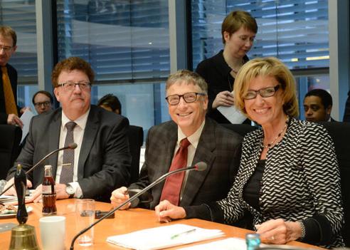 Wöhrl, Dagmar G.; Gates, Bill; Fuchtel, Hans-Joachim Paul-Löbe-Haus, Sitzungssaal