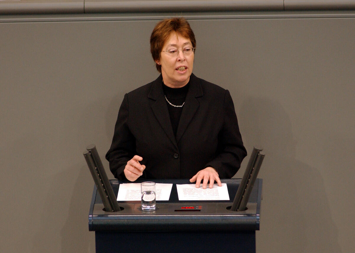 Vera Dominke, CDU/CSU, MdB, Rede im Deutschen Bundestag.; Abgeordnete Dominke, Vera Vera Dominke, CDU/CSU, MdB, Rede im Deutschen Bundestag.; Abgeordnete