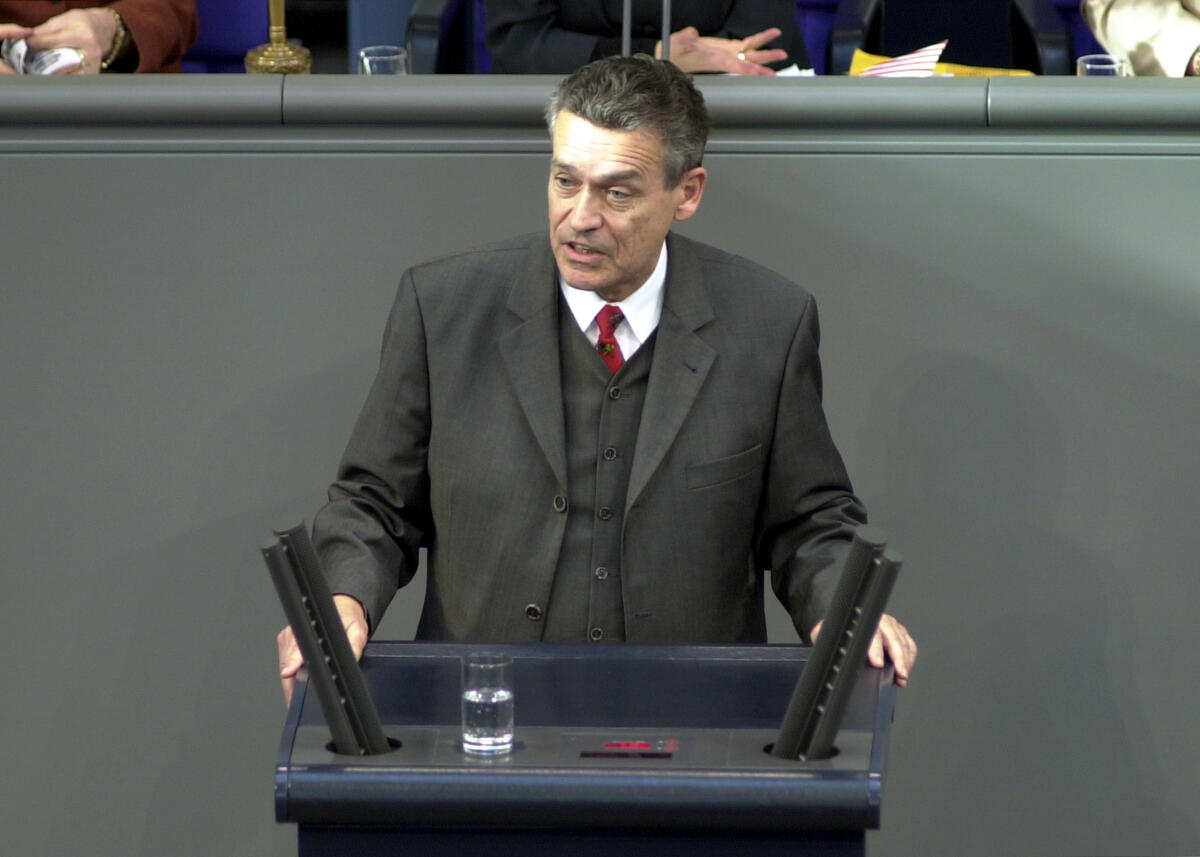 Otto Bernhardt, CDU/CSU, MdB, Rede im Deutschen Bundestag.; Plenum, Rednerpult, Bundestagsabgeordneter, Abgeordneter Bernhardt, Otto Otto Bernhardt, CDU/CSU, MdB, Rede im Deutschen Bundestag.; Plenum, Rednerpult, Bundestagsabgeordneter, Abgeordneter