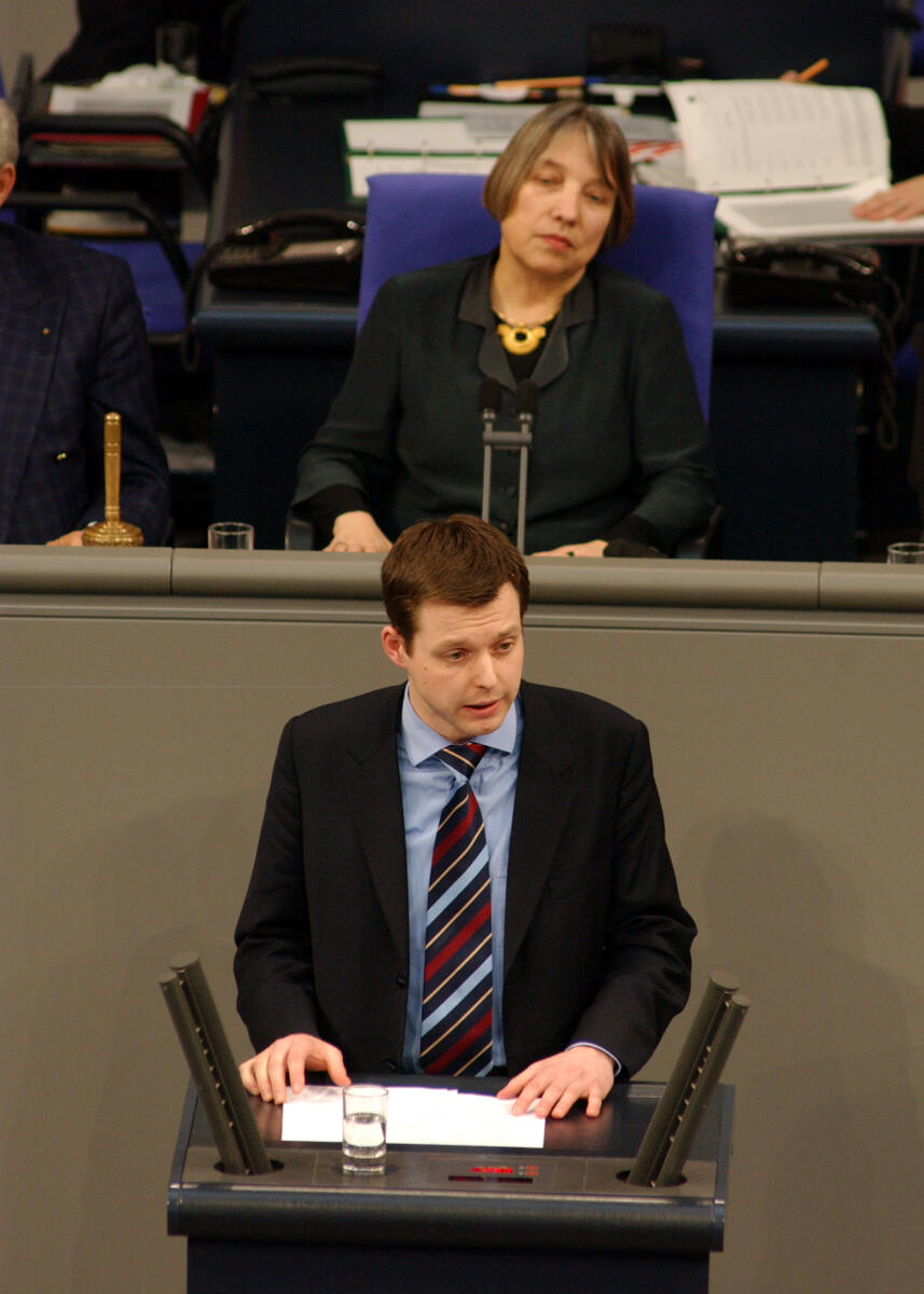 Thomas Silberhorn, CDU/CSU, MdB, Rede im Deutschen Bundestag, Vorsitz: Bundestagsvizepräsidentin Dr. Antje Vollmer, Bündnis 90/Die Grünen.; Plenum, Rednerpult, 29.Sitzung, Thema: EU-Agrarpolitik Silberhorn, Thomas; Vollmer, Antje Thomas Silberhorn, CDU/CSU, MdB, Rede im Deutschen Bundestag, Vorsitz: Bundestagsvizepräsidentin Dr. Antje Vollmer, Bündnis 90/Die Grünen.; Plenum, Rednerpult, 29.Sitzung, Thema: EU-Agrarpolitik