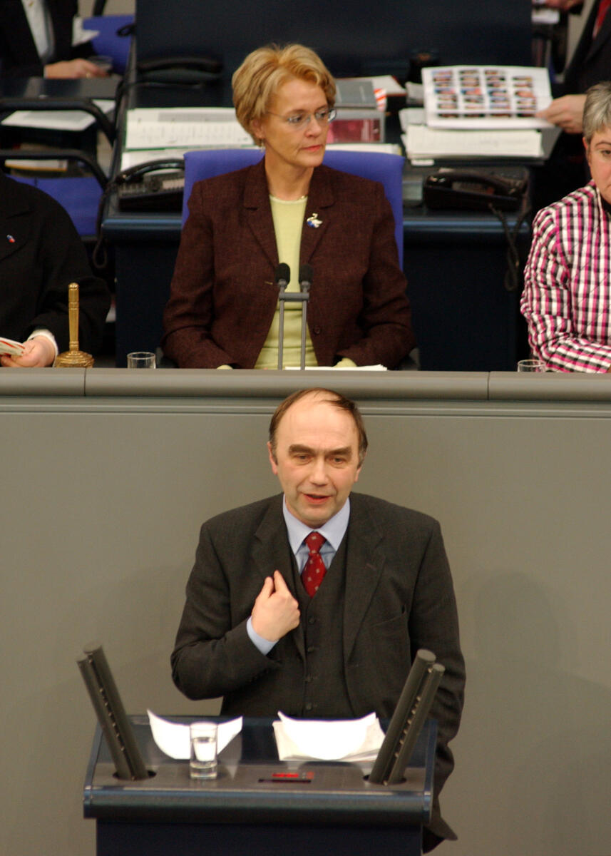 Dr. Christoph Bergner, CDU/CSU, MdB, Rede im Deutschen Bundestag.; Vorsitz: Bundestagsvizepräsidentin Dr. h.c. Susanne Kastner, SPD.; Plenum, Rednerpult, Budnestagsabgeordneter, Abgeordneter, Vizepräsidentin Bergner, Christoph; Kastner, Susanne Dr. Christoph Bergner, CDU/CSU, MdB, Rede im Deutschen Bundestag.; Vorsitz: Bundestagsvizepräsidentin Dr. h.c. Susanne Kastner, SPD.; Plenum, Rednerpult, Budnestagsabgeordneter, Abgeordneter, Vizepräsidentin