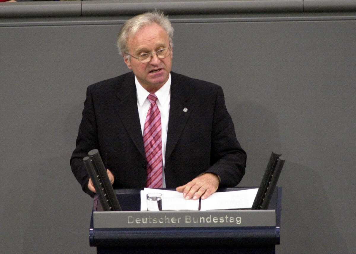 Mark, Lothar Lothar Mark, SPD, MdB, Rede im Deutschen Bundestag.; Plenum, Rednerpult