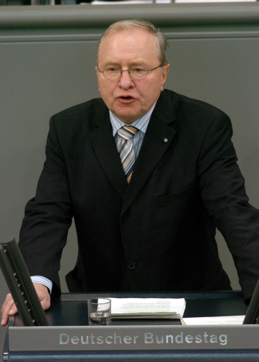 Köhler, Heinz Dr. Heinz Köhler, SPD, MdB, Rede im Deutschen Bundestag.; Plenum, Rednerpult, 160. Sitzung, TOP 4, Thema: Stabilitäts- und Wachstumspolitik