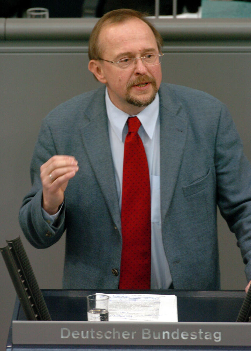 Schäfer, Axel Axel Schäfer, SPD, MdB, Rede im Deutschen Bundestag.; Plenum, Rednerpult, 160. Sitzung, TOP 3, Thema: Europäische Verfassung