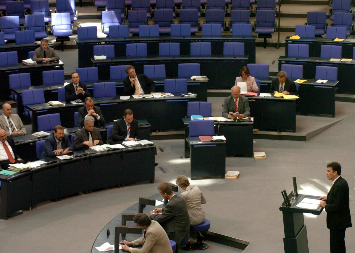 Stetten, Christian Freiherr von Christian Freiherr von Stetten, MdB, CDU/CSU, Rede, Deutscher Bundestag, 105. Sitzung, Abgeordneter, Bundestagsabgeordneter