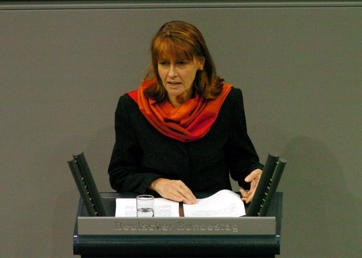 Bulmahn, Edelgard Edelgard Bulmahn, Bundesministerin für Forschung und Bildung, MdB, SPD, Rede im Deutschen Bundestag