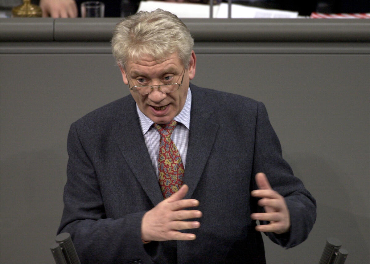 Jürgen Koppelin, FDP, MdB, Rede im Deutschen Bundestag, Plenarsitzung Nr. 13.; Bundestagsabgeordneter, Abgeordneter, Rednerpult, Plenum Koppelin, Jürgen Jürgen Koppelin, FDP, MdB, Rede im Deutschen Bundestag, Plenarsitzung Nr. 13.; Bundestagsabgeordneter, Abgeordneter, Rednerpult, Plenum