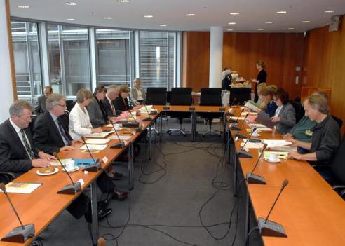 Goldmann, Hans-Michael; Jung, Andreas; Bannier, Hans-Joachim Paul-Löbe-Haus, Sitzungssaal