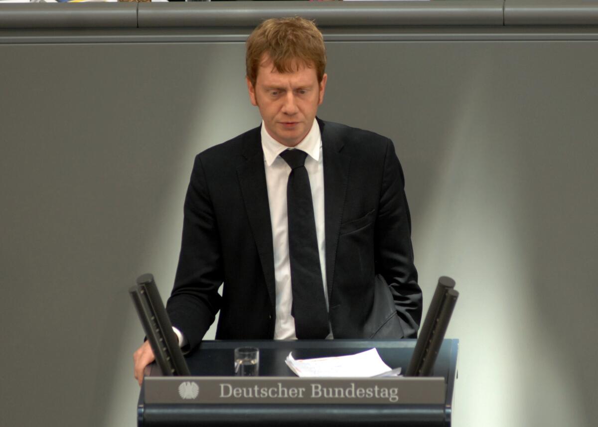 Michael Kretschmer, CDU/CSU, Bundestagsabgeordneter, Abgeordneter, Mitglied des Deutschen Bundestages, MdB, Rede, Deutscher Bundestag, 62. Sitzung, TOP 4, Thema: Bemessung der Regelsätze nach dem SGB II.; Rednerpult. Kretschmer, Michael Michael Kretschmer, CDU/CSU, Bundestagsabgeordneter, Abgeordneter, Mitglied des Deutschen Bundestages, MdB, Rede, Deutscher Bundestag, 62. Sitzung, TOP 4, Thema: Bemessung der Regelsätze nach dem SGB II.; Rednerpult.