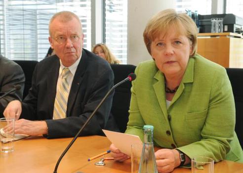 Polenz, Ruprecht; Merkel, Angela Paul-Löbe-Haus, Sitzungssaal