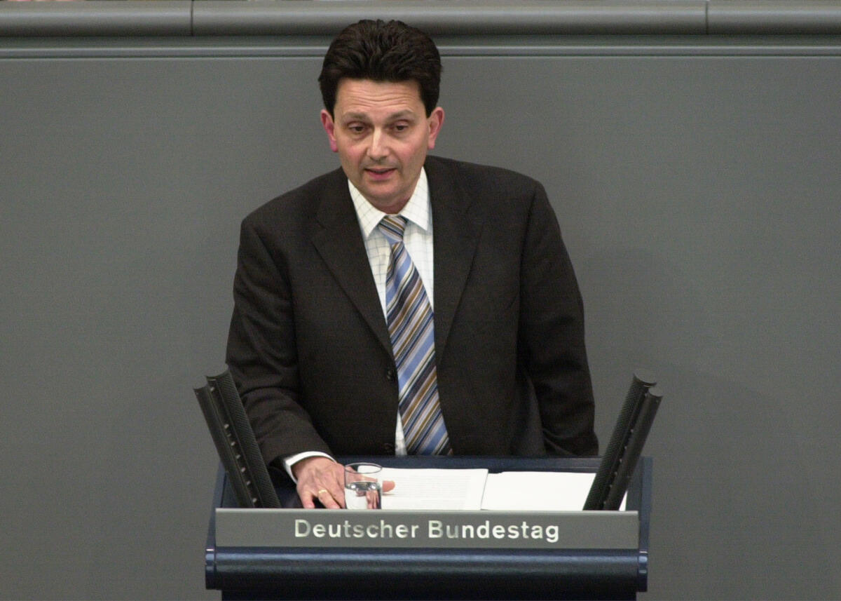 Mützenich, Rolf Dr. Rolf Mützenich, MdB, SPD, Rede im Deutschen Bundestag.; Plenum, Rednerpult