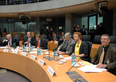 Hermann, Winfried; Böttger, Christian; Kefer, Volker Paul-Löbe-Haus, Sitzungssaal
