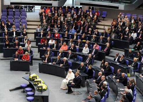 Papst Benedikt XVI. Reichstagsgebäude, Plenarsaal