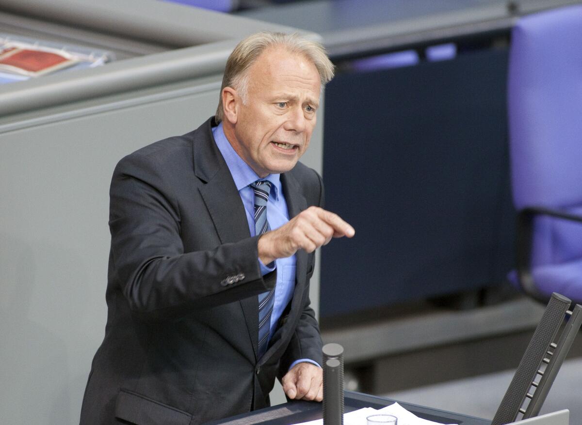 Jürgen Trittin, Bündnis 90/Die Gruenen, Fraktionsvorsitzender, spricht im Bundestag. Trittin, Jürgen Jürgen Trittin, Bündnis 90/Die Gruenen, Fraktionsvorsitzender, spricht im Bundestag.