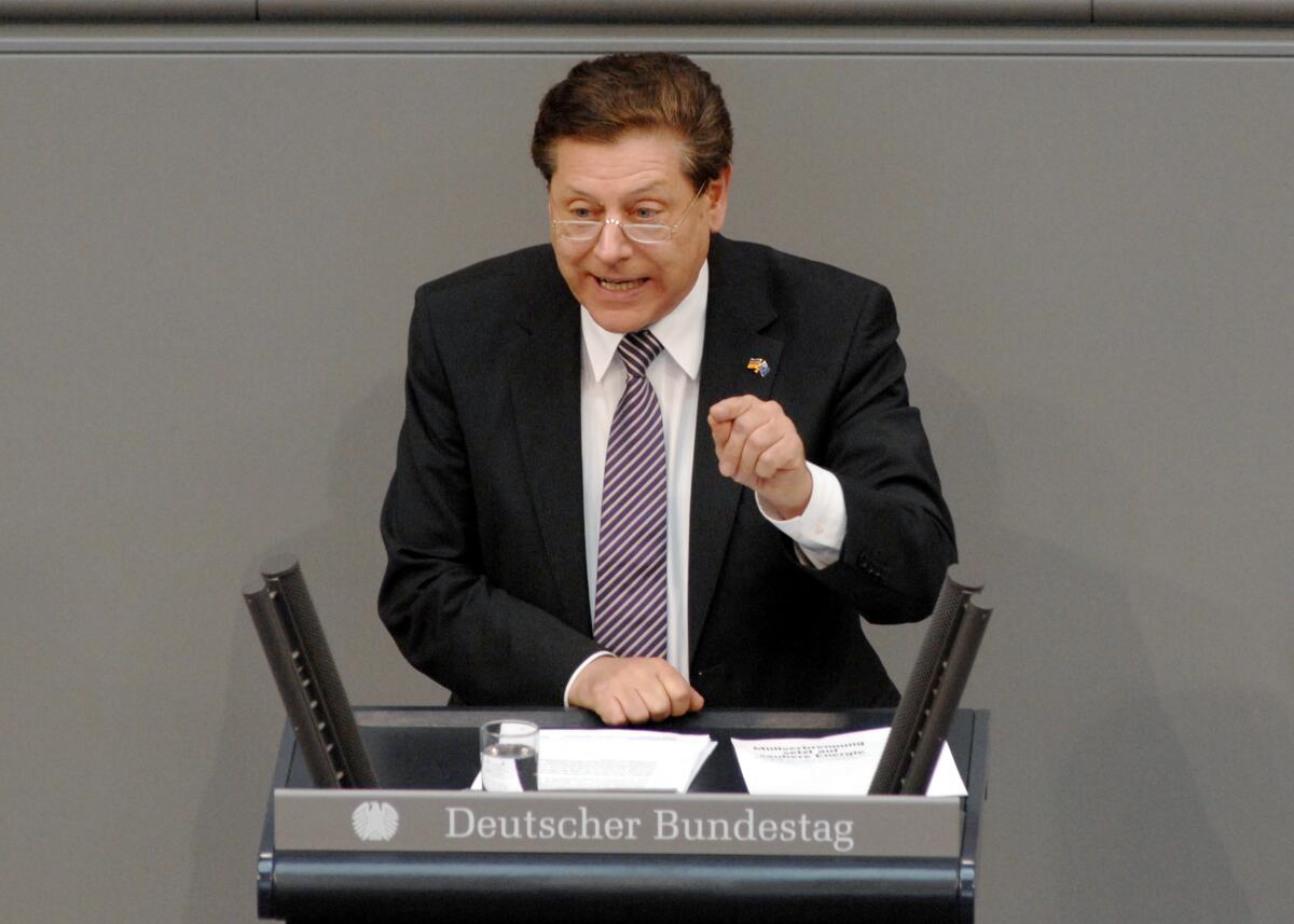 Oswald, Eduard Eduard Oswald, CDU/CSU, Bundestagsabgeordneter, Abgeordneter, Mitglied des Deutschen Bundestages, MdB, Rede, Deutscher Bundestag, 29. Sitzung, TOP I.6, Epl 09, Thema: Haushaltsgesetz 2010, Wirtschaft und Technologie.; Rednerpult.