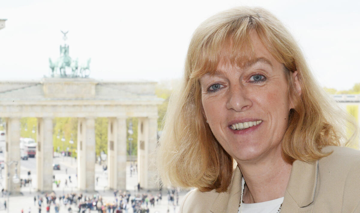 Christel Voßbeck-Kayser, CDU/CSU, MdB für die Serie "Wege in die Politik" auf www.bundestag.de. Voßbeck-Kayser, Christel Christel Voßbeck-Kayser, CDU/CSU, MdB für die Serie "Wege in die Politik" auf www.bundestag.de.