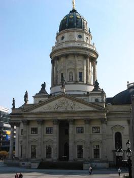  Deutscher Dom, Außenansicht