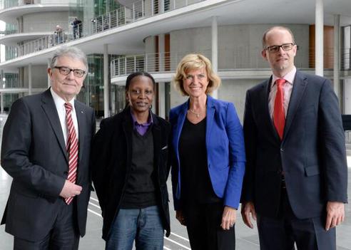 Wöhrl, Dagmar G.; Brand, Michael; Strässer, Christoph; Nabagesera, Kasha Jacqueline Paul-Löbe-Haus, Innenansicht