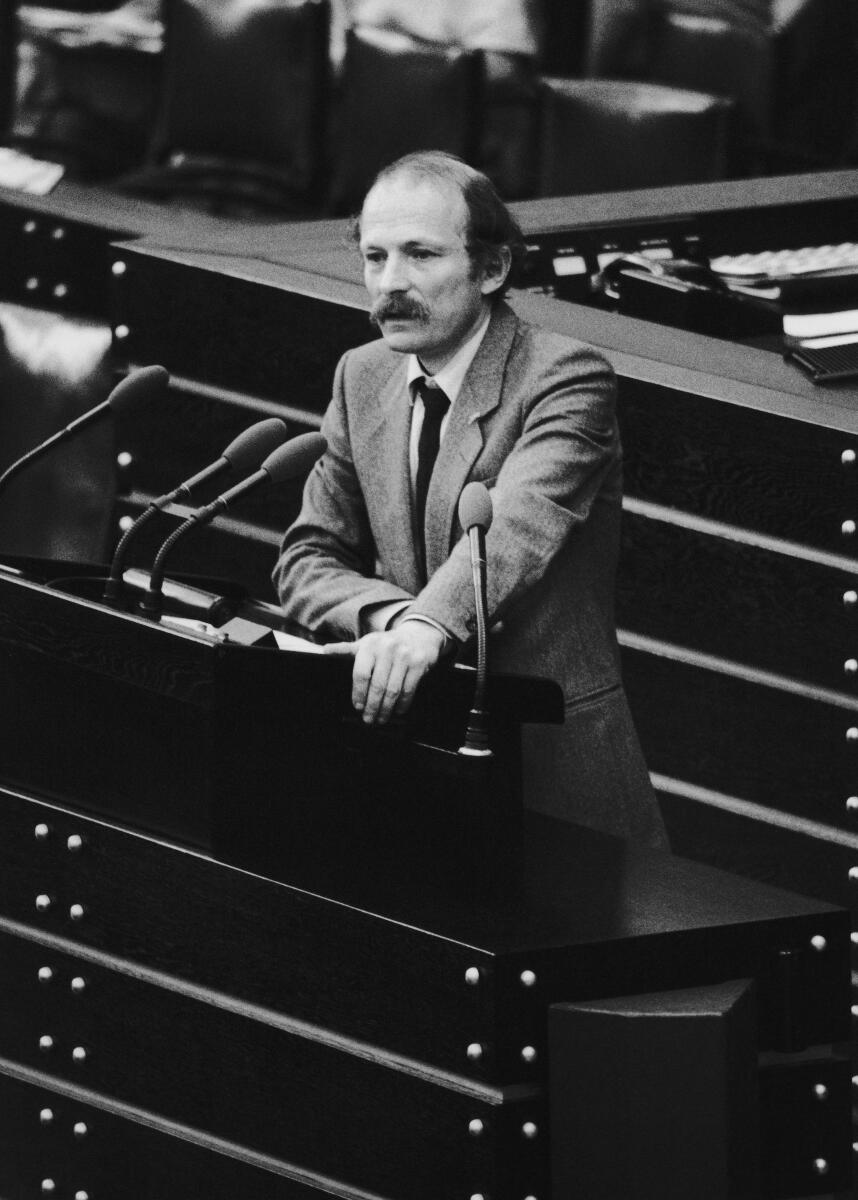 Rudolf Bindig, SPD, MdB, Rede im Deutschen Bundestag.; Bundestagsabgeordneter, Abgeordneter Bindig, Rudolf Rudolf Bindig, SPD, MdB, Rede im Deutschen Bundestag.; Bundestagsabgeordneter, Abgeordneter