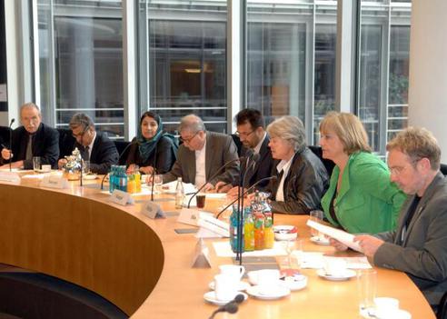 Pfeiffer, Sibylle; Hoff, Elke; Meßmer, Ullrich Paul-Löbe-Haus, Sitzungssaal