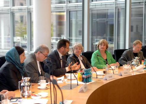 Pfeiffer, Sibylle; Hoff, Elke; Meßmer, Ullrich Paul-Löbe-Haus, Sitzungssaal