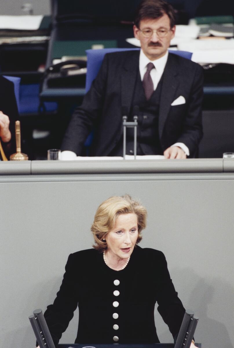 Angelika Volquartz, CDU/CSU, MdB, Plenarsitzung Nr. 76, Vorsitz: Bundestagsvizepräsident Dr. Hermann Otto Solms, FDP, Rede im Deutschen Bundestag.; Bundestagsabgeordnete, Abgeordnete Volquartz, Angelika; Solms, Hermann Otto Angelika Volquartz, CDU/CSU, MdB, Plenarsitzung Nr. 76, Vorsitz: Bundestagsvizepräsident Dr. Hermann Otto Solms, FDP, Rede im Deutschen Bundestag.; Bundestagsabgeordnete, Abgeordnete