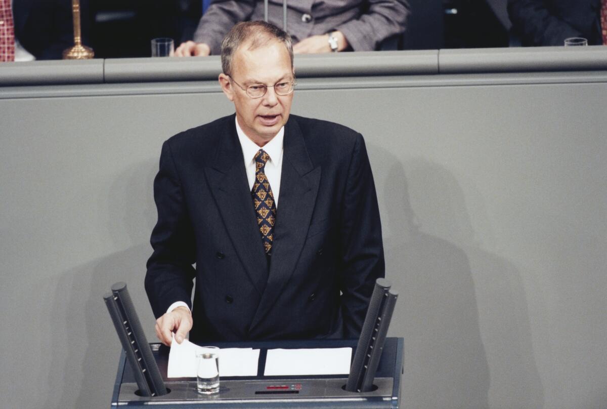 Rüdiger Veit, SPD, MdB, Plenarsitzung Nr. 67, Rede im Deutschen Bundestag,; Bundestagsabgeordneter, Abgeordneter Veit, Rüdiger Rüdiger Veit, SPD, MdB, Plenarsitzung Nr. 67, Rede im Deutschen Bundestag,; Bundestagsabgeordneter, Abgeordneter