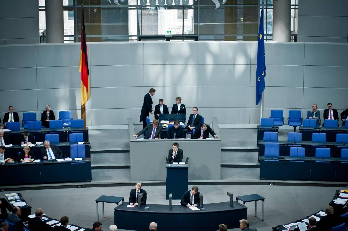Dritte Beratung zum Haushaltsgesetz 2013. Am Rednerpult Dr. Tobias Lindner, Bündnis 90/Die Grünen, MdB.; Rede, Redner, Haushaltsberatung Lindner, Tobias Dritte Beratung zum Haushaltsgesetz 2013. Am Rednerpult Dr. Tobias Lindner, Bündnis 90/Die Grünen, MdB.; Rede, Redner, Haushaltsberatung